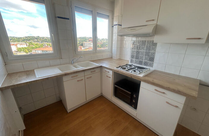 APPARTEMENT T3 CENTRE VILLE — photo 4
