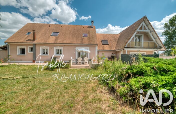 Vente Maison traditionnelle 10 pièces — photo 3
