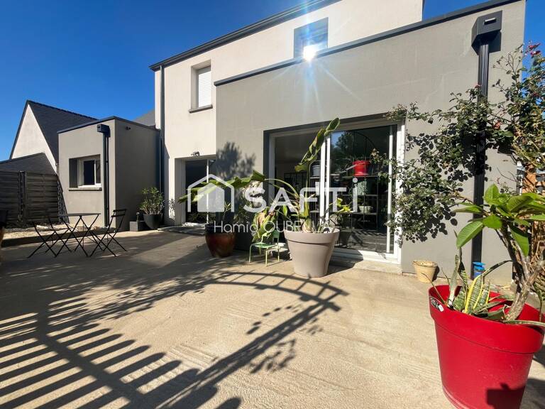 Maison de 112m2 sur un terrain de 479m2, 4 chambres, suite parentale de plain-pied, garage et jardin. — photo 1