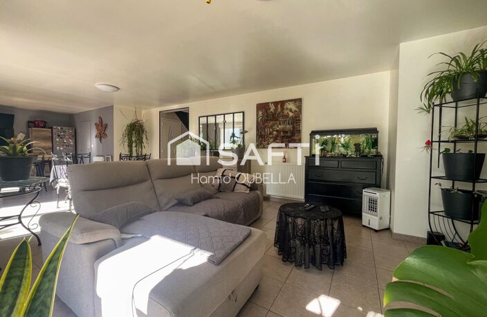 Maison de 112m2 sur un terrain de 479m2, 4 chambres, suite parentale de plain-pied, garage et jardin. — photo 2