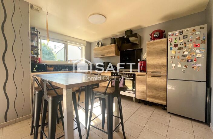 Maison de 112m2 sur un terrain de 479m2, 4 chambres, suite parentale de plain-pied, garage et jardin. — photo 4