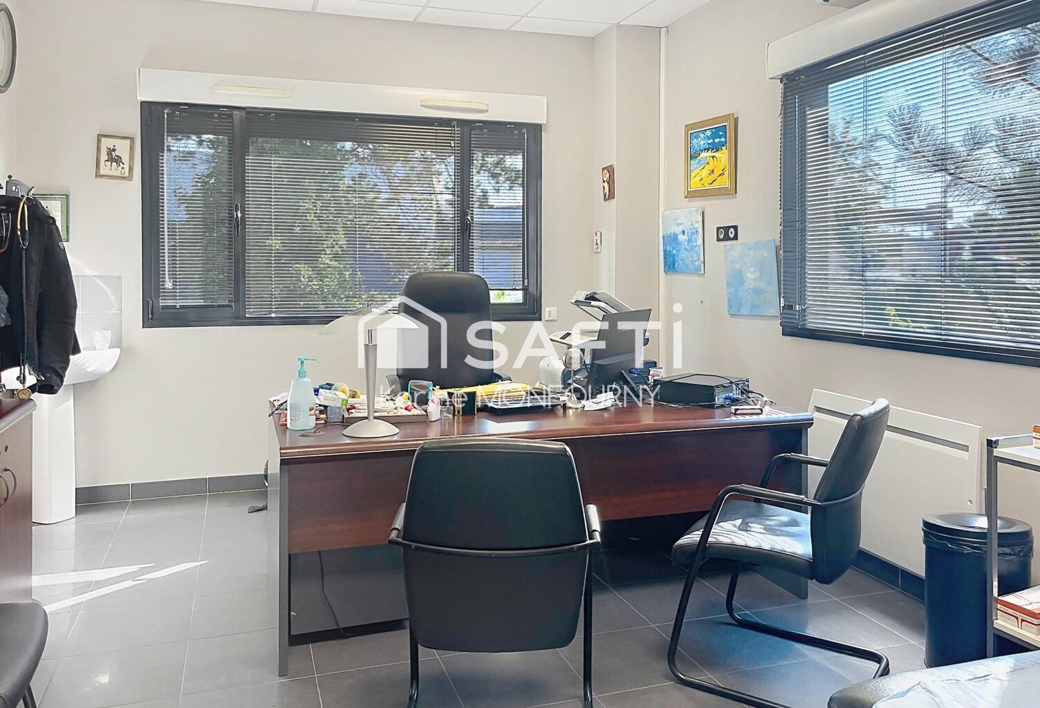 Immeuble professionnel et bureaux st-quentin — photo 1