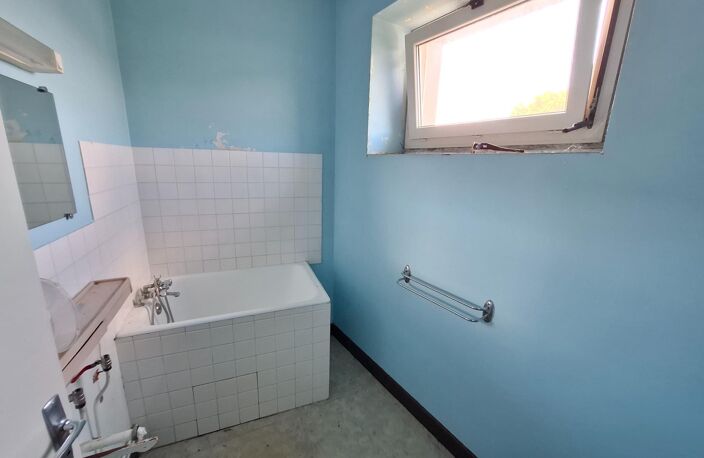 IMMEUBLE  205 M²  3 LOGEMENTS  3 GARAGES  À 5 MINUTES DE NAVARRENX — photo 3