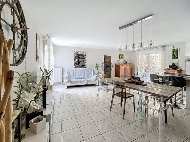 Appartement 4 pièces 101,52 m2 — photo du bien