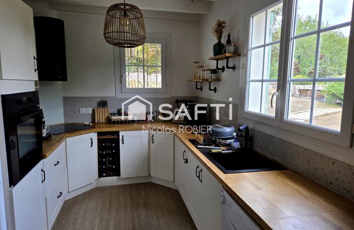 Charmante maison rénovée, trois chambres et plus, jardin, garage aux portes de Niort! — photo 4