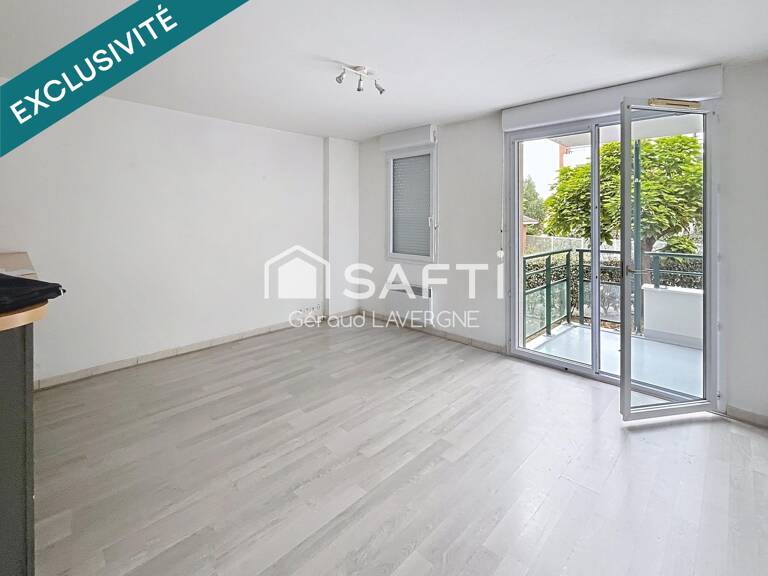 T3 avec balcon, piscine et 2 parkings — photo 1