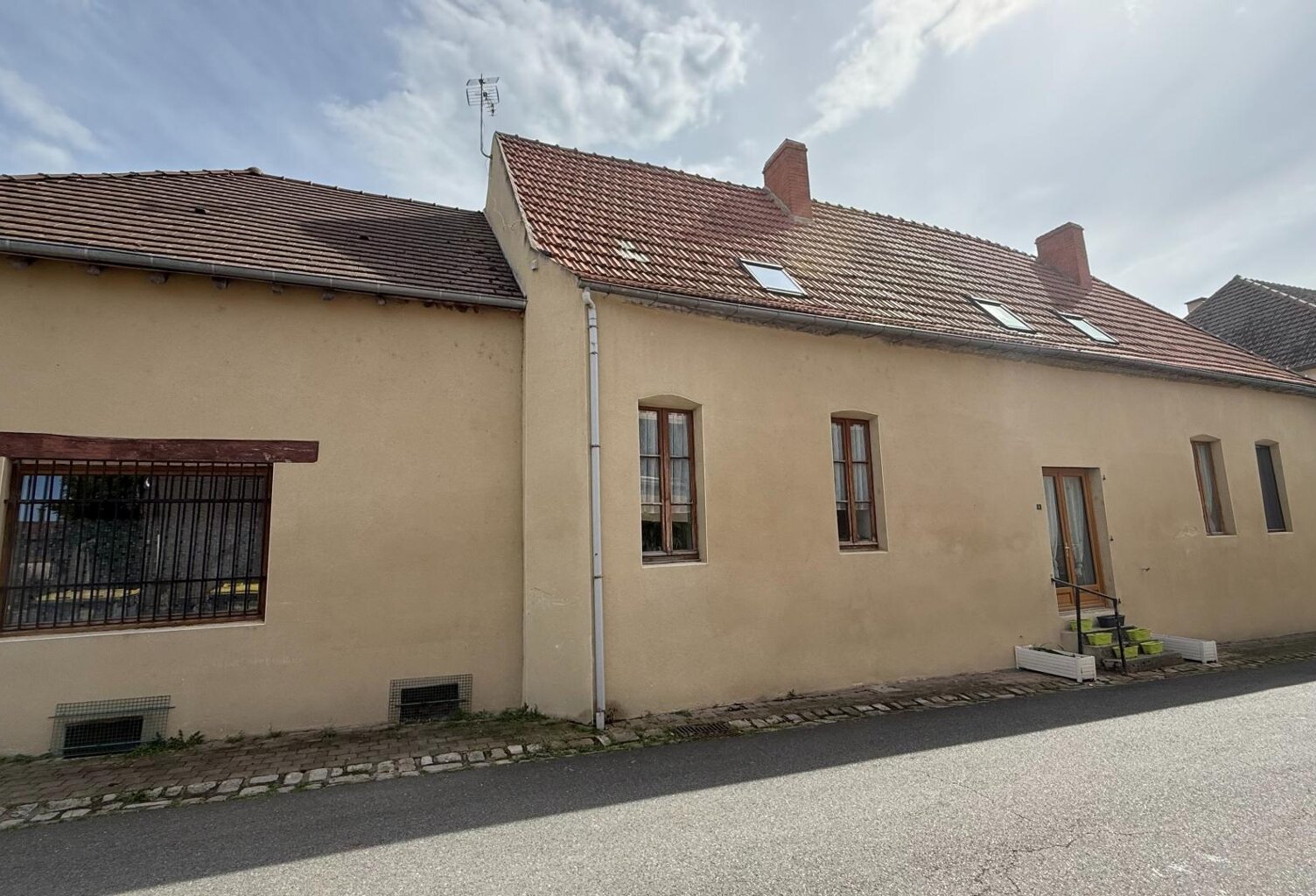 ensemble immobilier — photo 1