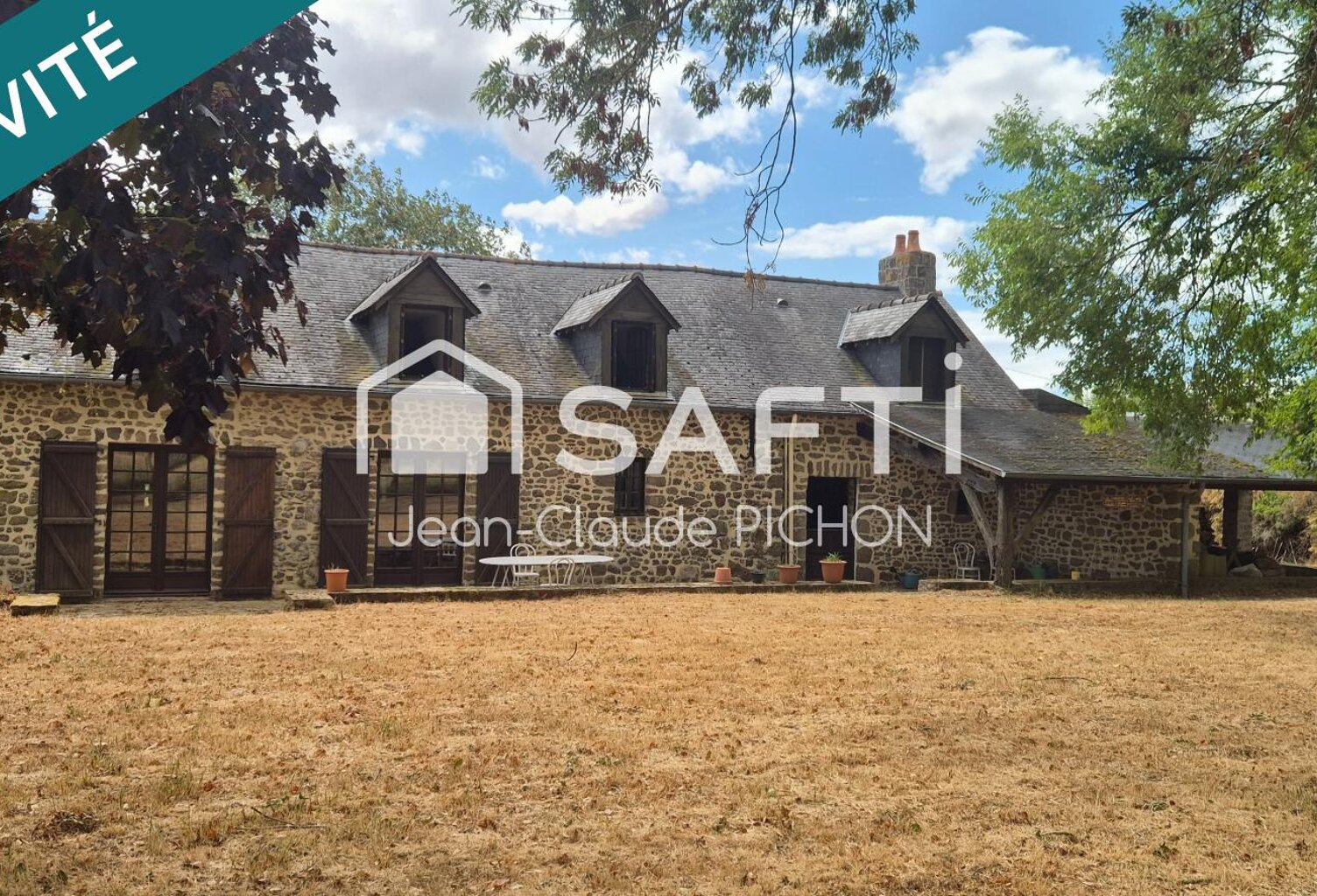 Belle longère rénovée de 200 m² sur terrain arboré de 1 700 m² — photo 1
