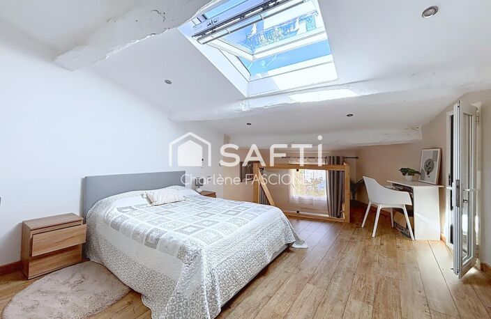 DUPLEX RÉNOVÉ AVEC CHARME  CUR DE LORGUES — photo 4