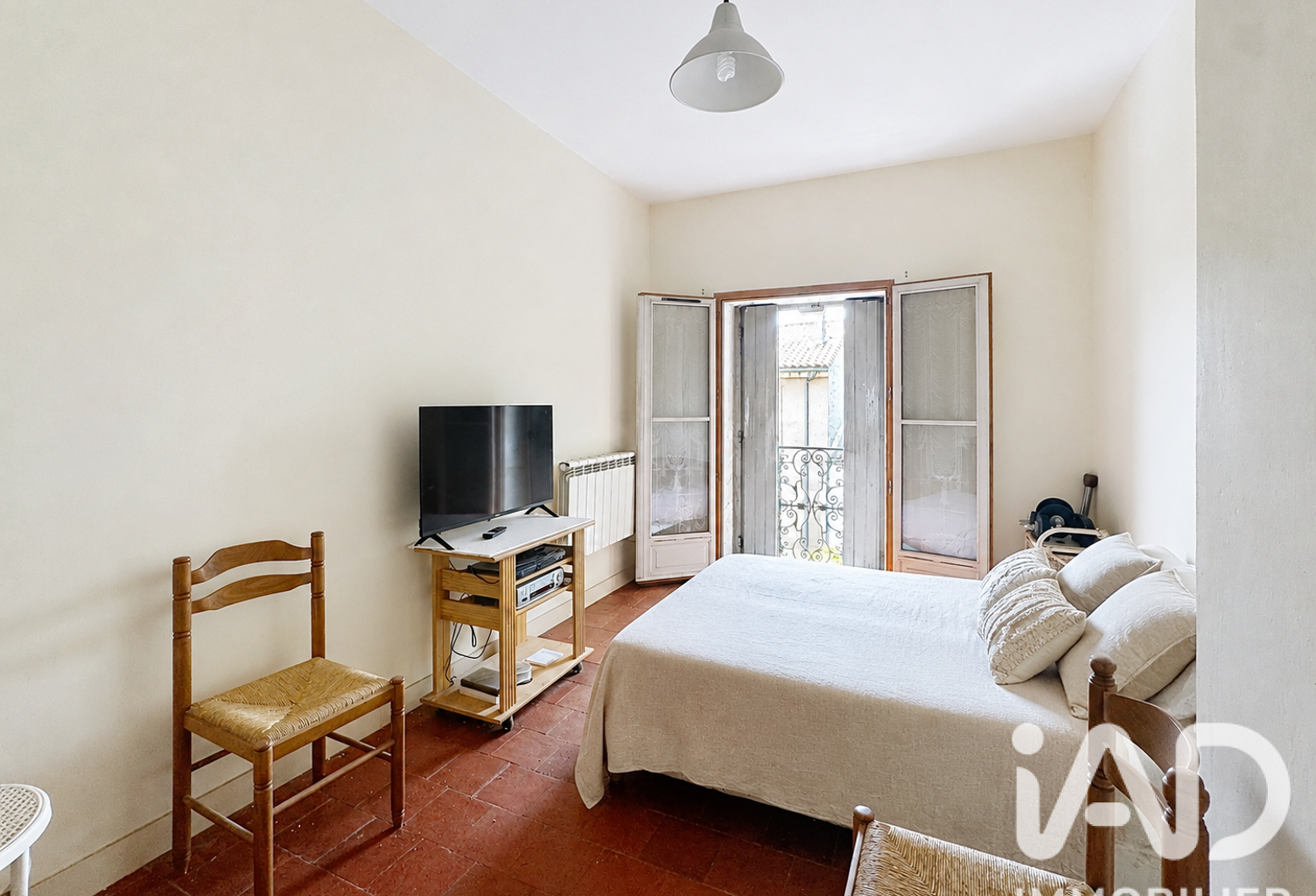 Vente Studio 1 pièce — photo 1