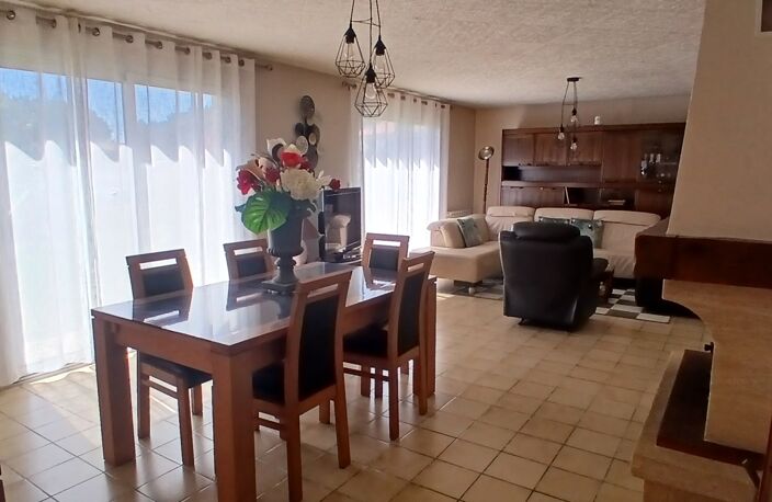 Vente Maison/villa 5 pièces — photo 3