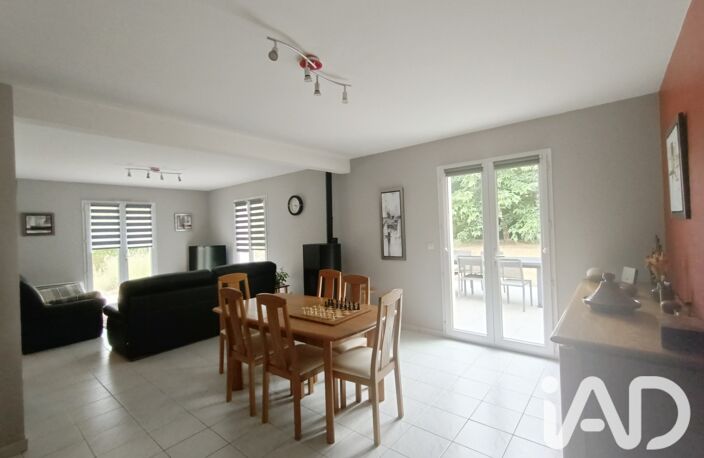 Vente Maison/villa 8 pièces — photo 3