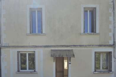 Immeuble  137000 €