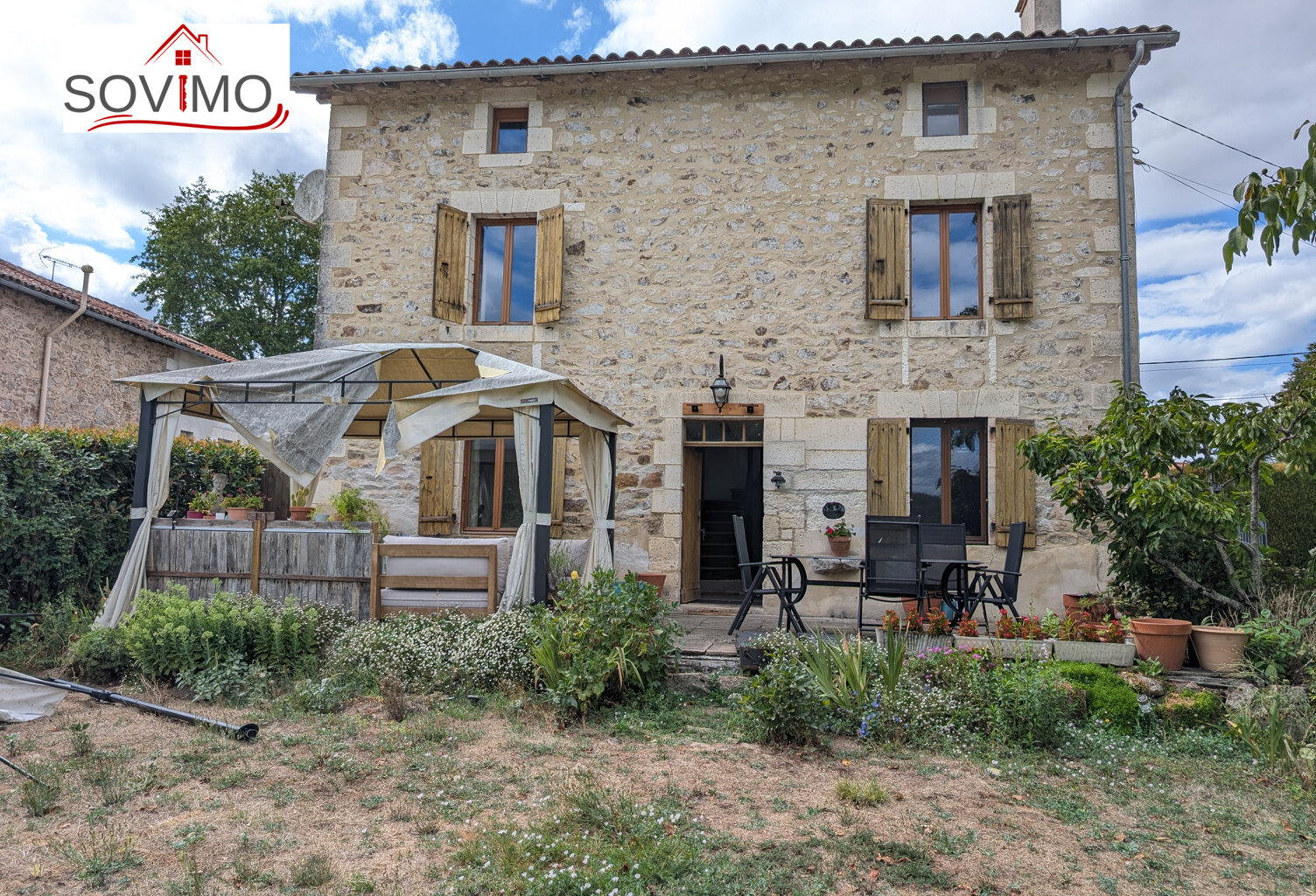 BELLE MAISON DE CAMPAGNE INDÉPENDANTE EN PIERRE, RÉNOVÉE, GR — photo 1