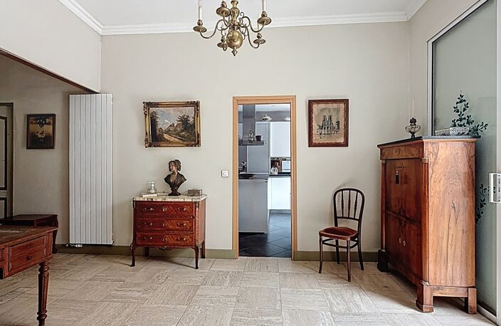 Vente Maison/villa 7 pièces — photo 2