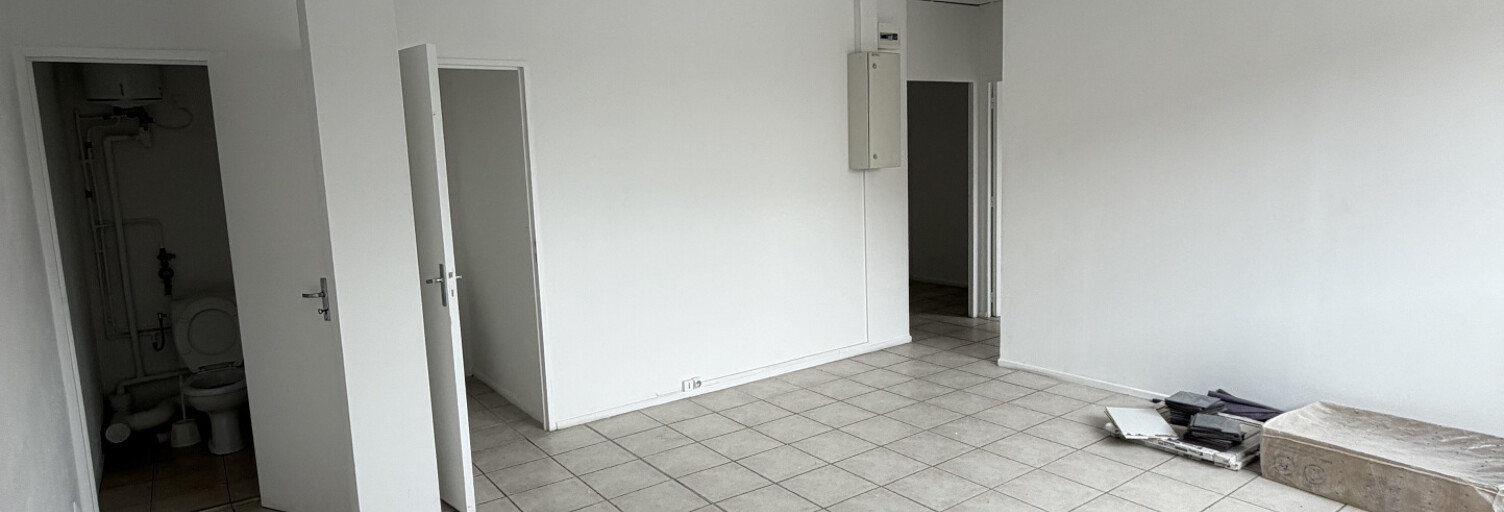 Bureau  85 m² à louer à Aix-en-Provence (13090)