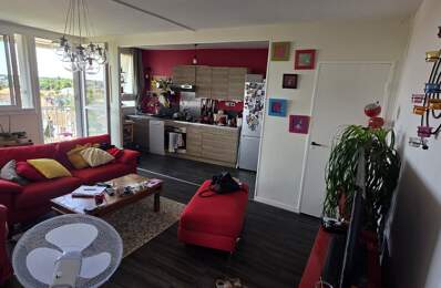 Poitiers Montgorges :A ppartement T4 . Ascenseur.Parking — photo du bien