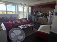 Poitiers Montgorges :A ppartement T4 . Ascenseur.Parking — photo 3