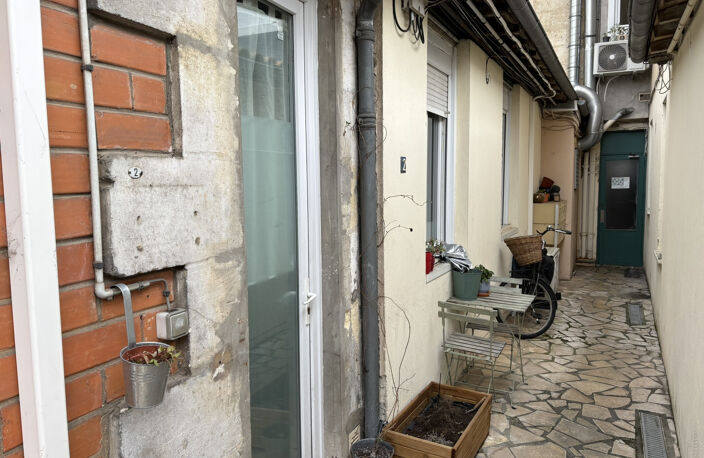 BORDEAUX SAINT-AUGUSTIN  -- T2 DE 33 M2, IDÉAL INVESTISSEMENT — photo 2