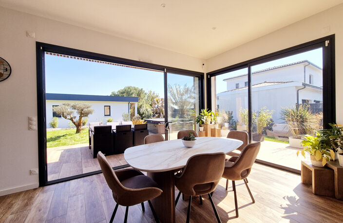 LE HAILLAN   MAISON D'ARCHITECTE 150 M2, DÉPENDANCE 43 M2 ET — photo 5
