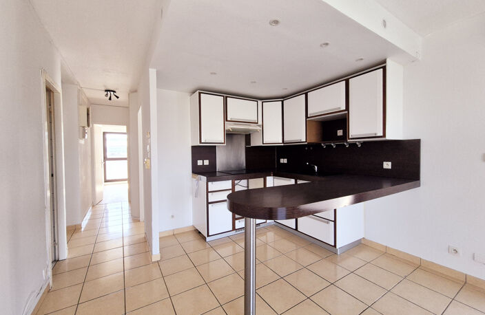 BORDEAUX GARE SAINT-JEAN   APPARTEMENT LUMINEUX AVEC ASCENSE — photo 4