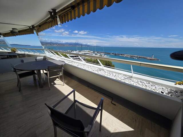 SPLENDIDE  3 PIECES  AMIRAL — photo du bien