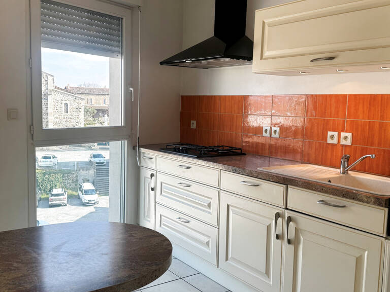  Appartement T3 avec terrasse et garage — photo 1