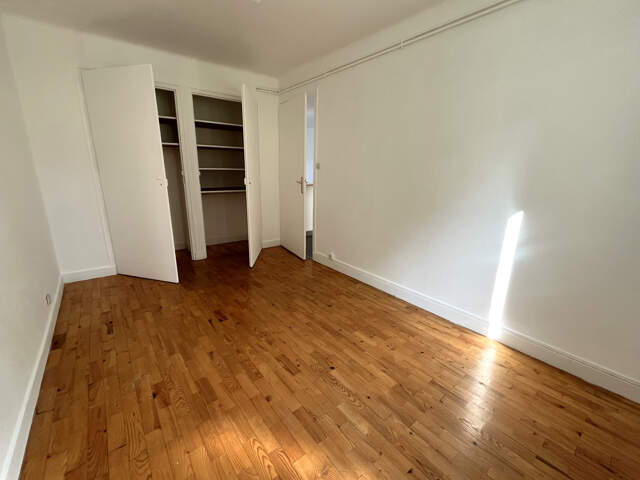 A VENDRE CHAMBERY T3/4 BALCON GARAGE — photo du bien