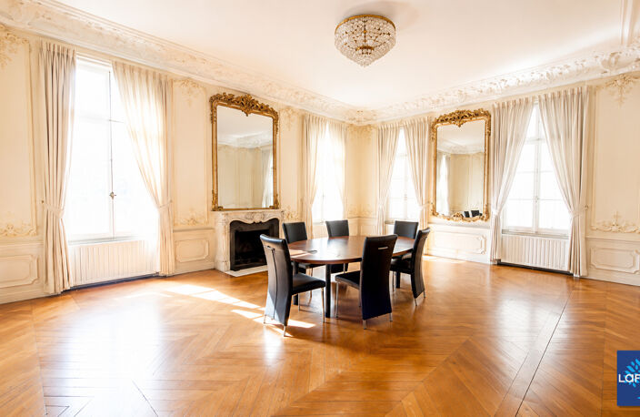 Hôtel particulier du XIXe siècle Valenciennes 700m2 — photo 5