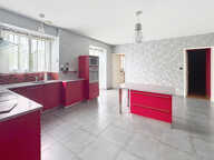 Maison La Cote Saint Andre 6 pièce(s) de 246 m² — photo 3