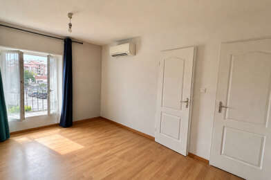 Appartement 3 pièces 670 €