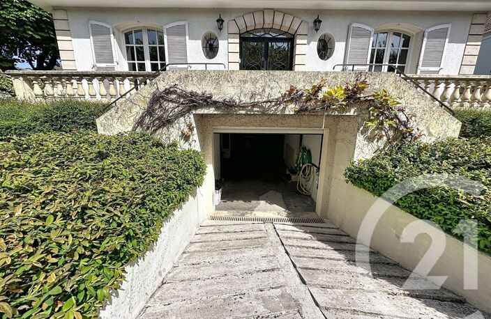 Vente maison 5 pièces 145 m² Thiais (94320) — photo 3