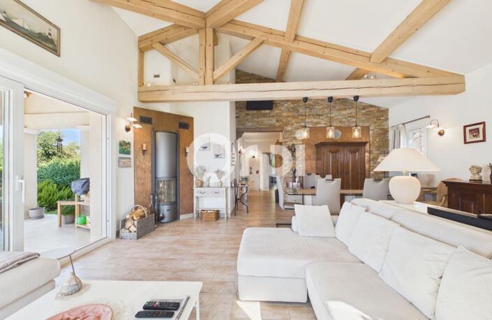 MAISON - PLAIN PIED - 2 CHAMBRES - PISCINE — photo 2