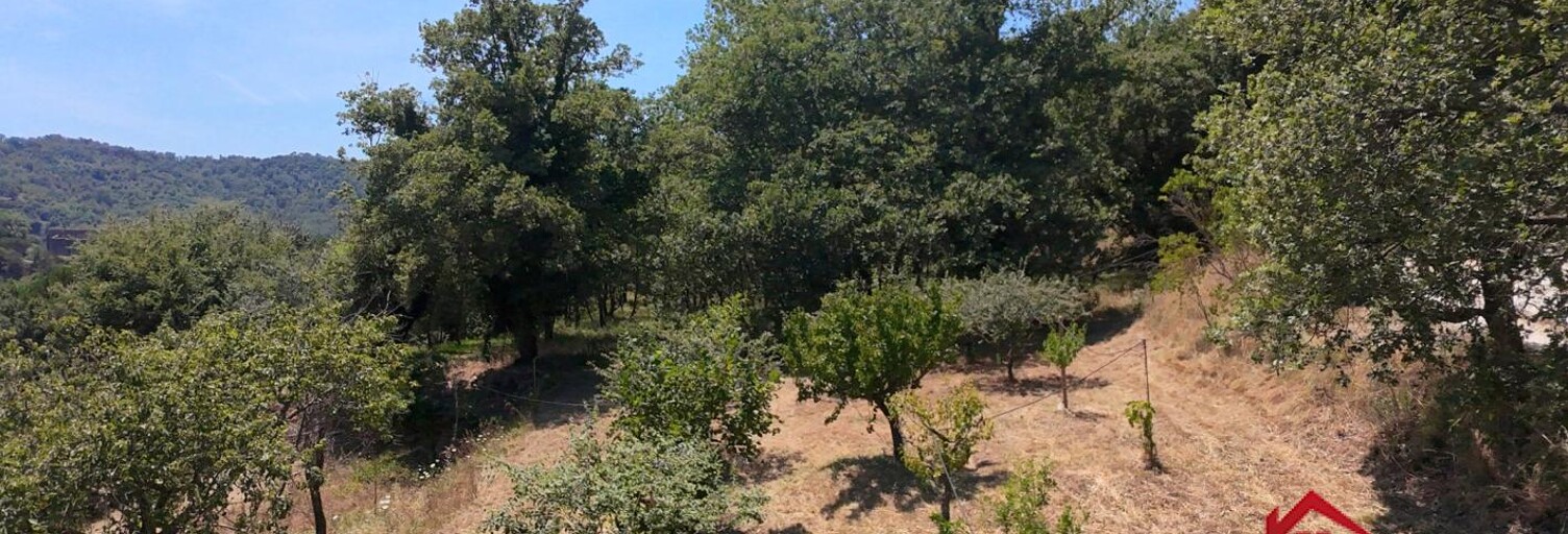 Terrain  1557 m² à vendre à Collobrières (83610)