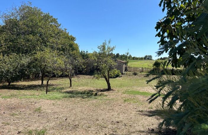 Pont L'Abbé d'Arnoult, villa avec garages et jardin planté — photo 4