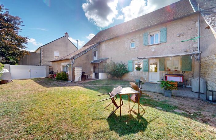 Pouilly-sur-Loire – Superbe fermette restaurée de 161 m² au calme avec jardin, cave voûtée et garage — photo 3
