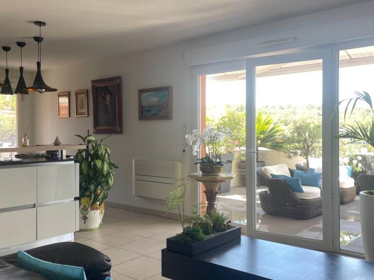 Appartement T4 Dernier Étage avec Terrasse Plein Ciel 37 m² – Résidence Récente & Vue Dégagée — photo 1