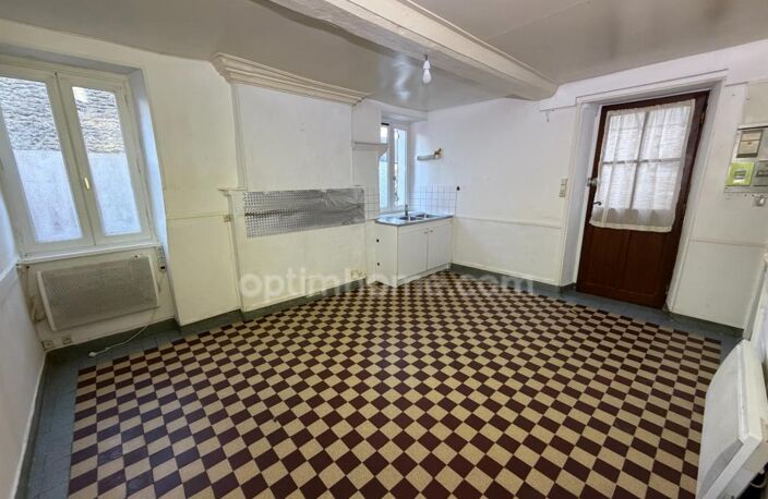 CHARMANTE MAISON DE VILLAGE AVEC GARAGE – ENVIRONNEMENT PAISIBLE – SAINT-PIERRE-EN-AUGE (14170) — photo 4