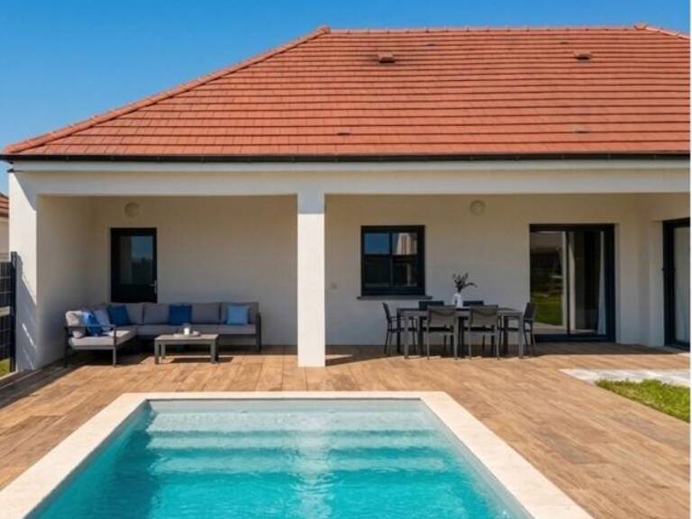 PMR -Rouvres-en-Plaine - Maison de plain-pied (2022) de 149 m2 sur parcelle de 730 m² avec piscine, quartier calme et sécurisé — photo 1