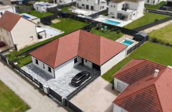 PMR -Rouvres-en-Plaine - Maison de plain-pied (2022) de 149 m2 sur parcelle de 730 m² avec piscine, quartier calme et sécurisé — photo 2