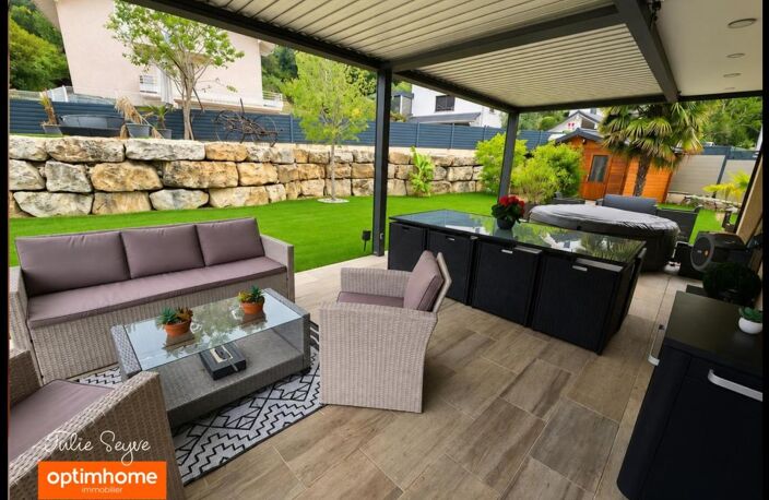 Maison familiale avec studio indépendant, terrasse exceptionnelle, garage, carport et vue dégagée – Chevrier — photo 4