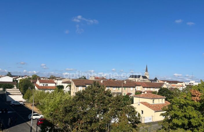 EN EXCLUSIVITÉ ! Appartement 52m² avec vue panoramique - Cognac (16) — photo 5