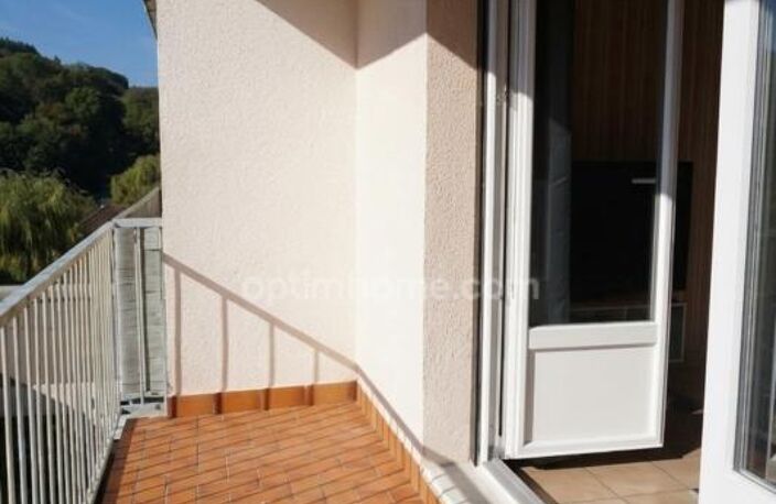 Appartement 3 pièces avec grand balcon, garage et cave à NAVENNE — photo 4