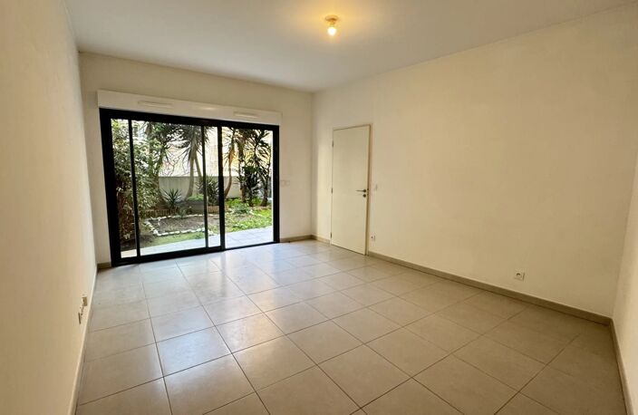 ROQUEBRUNE CAP MARTIN: 'Carnoles' Grand Studio | Jardin — photo 3