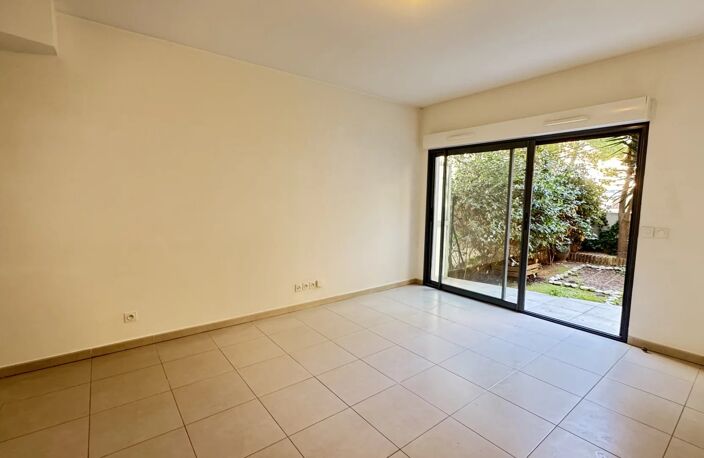 ROQUEBRUNE CAP MARTIN: 'Carnoles' Grand Studio | Jardin — photo 4