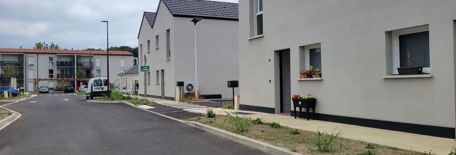 Maison 4 Pièces 84 m² à louer à Lons (64140)