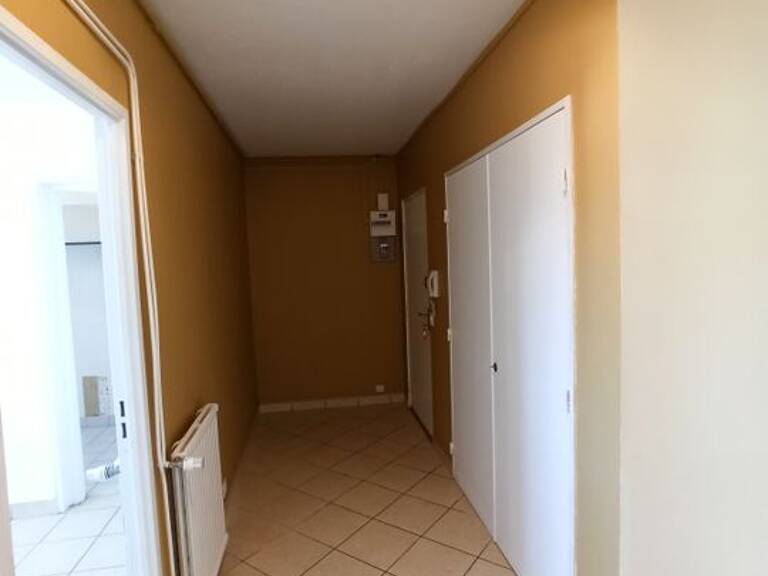 Appartement de 80m2 à louer sur La Souterraine — photo 1