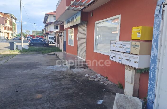 Local/bureau à vendre  (973) — photo 2