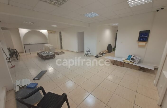 Local/bureau à vendre  (973) — photo 3
