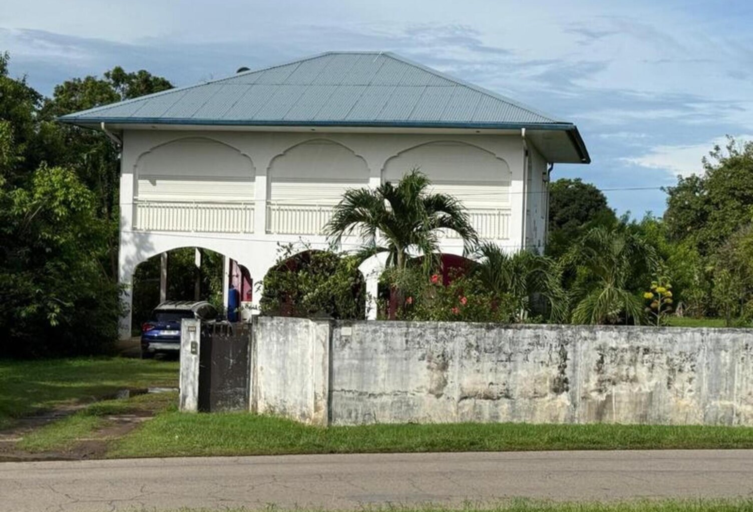 À VENDRE - VILLA T4 de standing / Route de Troubiran, Cayenne — photo 1